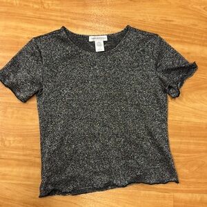 UO shimmer tee size XS